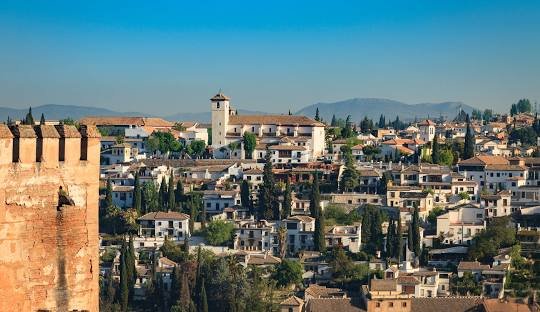 cannabis lifestyle & nightlife in Granada, Spain (2026)