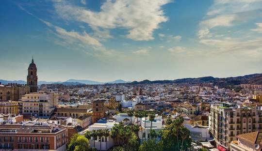 cannabis lifestyle & nightlife in Málaga, Spain 2026