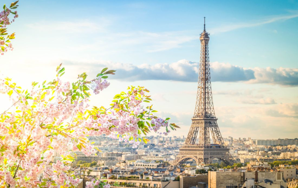 is weed legal in Paris for Tourists